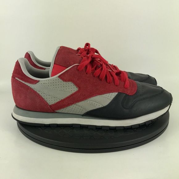 Reebok Classic Leather R12 'Stash' Black/Red Suede Shoes V54169 Men's Size 10 - Picture 4 of 12